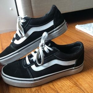 COPY - Black old school vans!